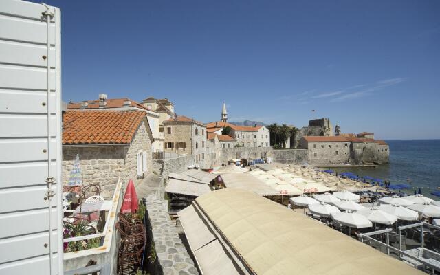 Astoria Hotel Budva - Montenegro