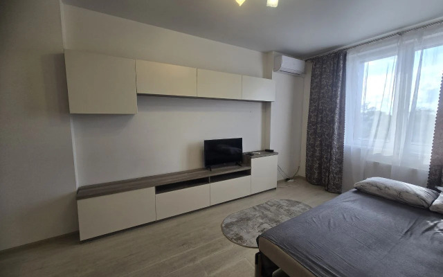 Квартира KiraLive - ЖК Жюль Верн на Июльских Днях