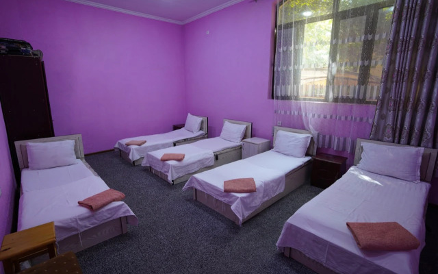 Luxe Hotel