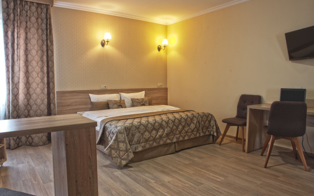 Отель Леман