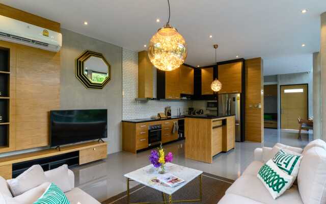 Tropical Paradise Villa with Large Pool Villa
