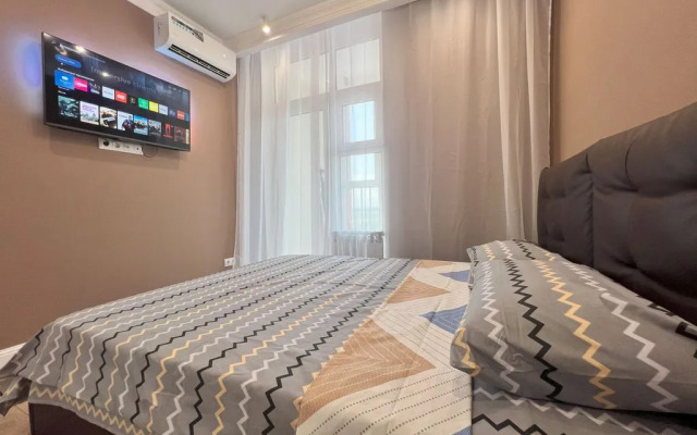 V Tsentre Goroda V Zhk Levoberezhye Flat