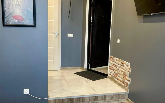 Na Ulitse Lyotchika Ulyyanina 7B Flat