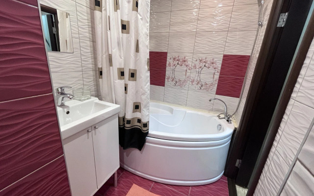 Апартаменты Сакко и Ванцетти 44