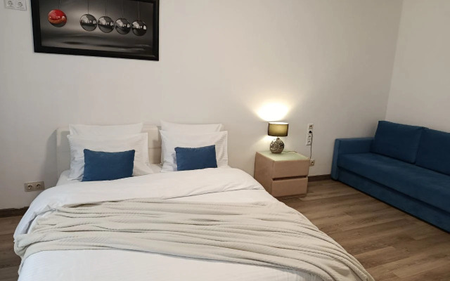 Квартира AlexHome РП Свердловский Строителей 9