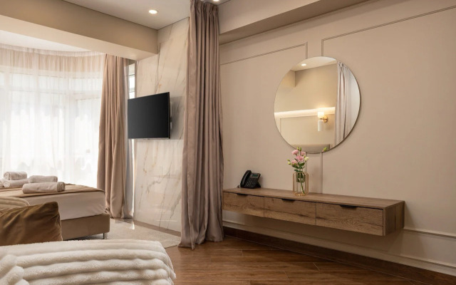 Апартаменты Отель Mirror 4