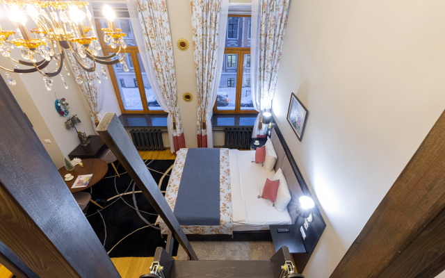 OM Apartments