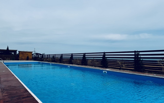 Отель Royal House