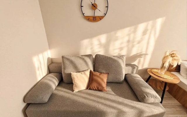 Apartamenty Sibir' House radom s Oblastnoj bol'nicej i Perinatal'nym centrom