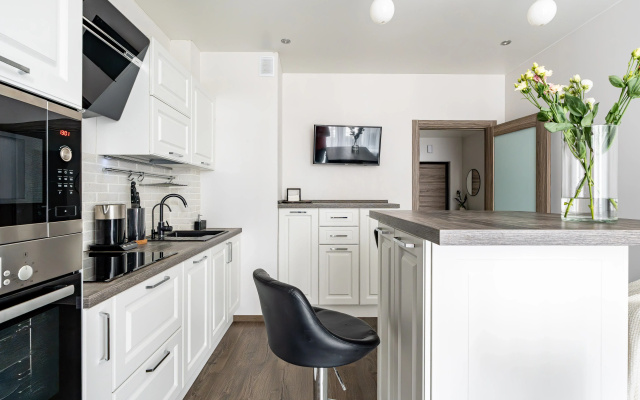 Квартира Antic на Кременчугской Satin Home