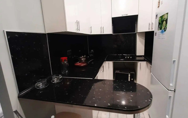 Na Kaspiyskoy ulitse 46/5 Flat