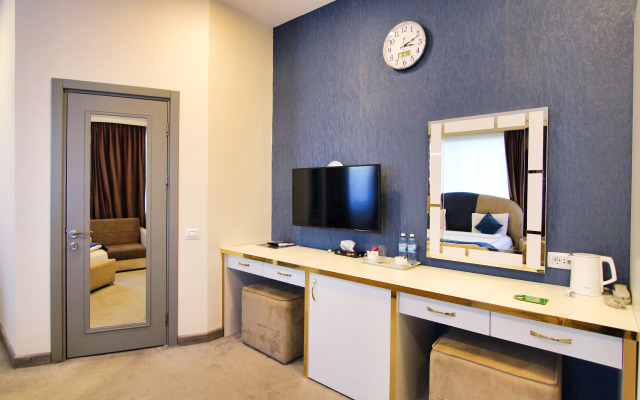 Sunday Baku Hotel