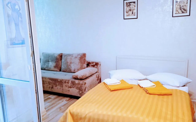 Uyutnaya S Vidom Na More Flat