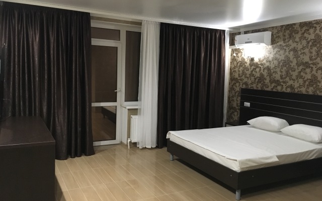 Air Azov Guest House