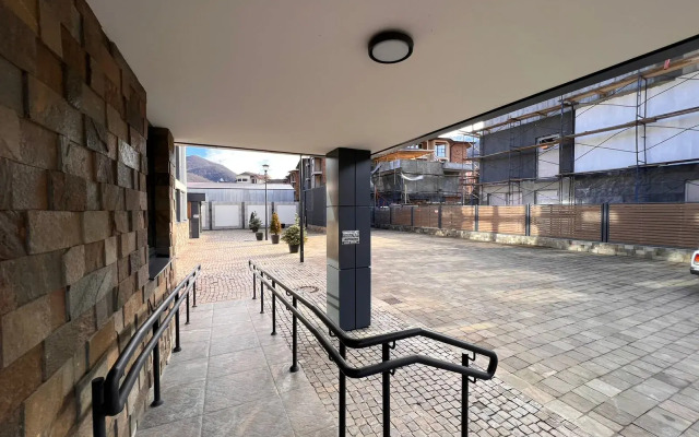 Na Garazhnoy Flat