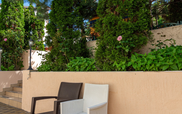 Semeyny Guest house