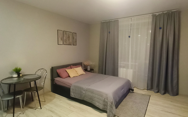 Na Anri Barbyusa Flat