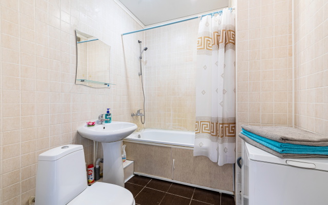 U Rivyery Dlya Prekrasnogo Otpuska Flat