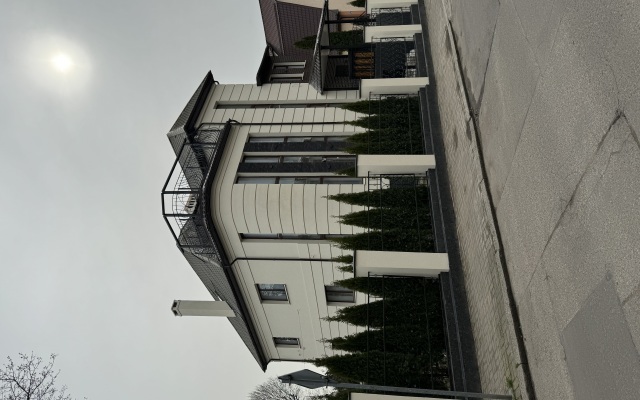 Royal Lake Guest House