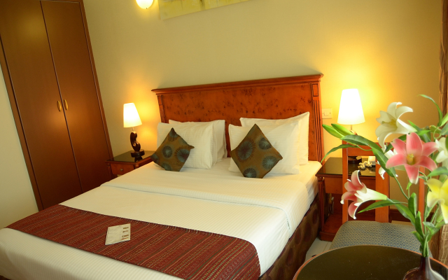 Nejoum Al Emarate Hotel