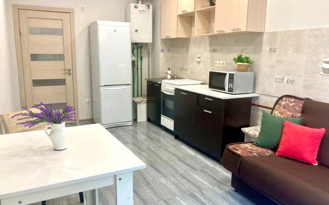 V Tikhom Rayone Flat