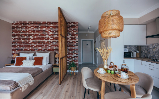 Boho Room V 100 Metrakh Ot Morya Apartments