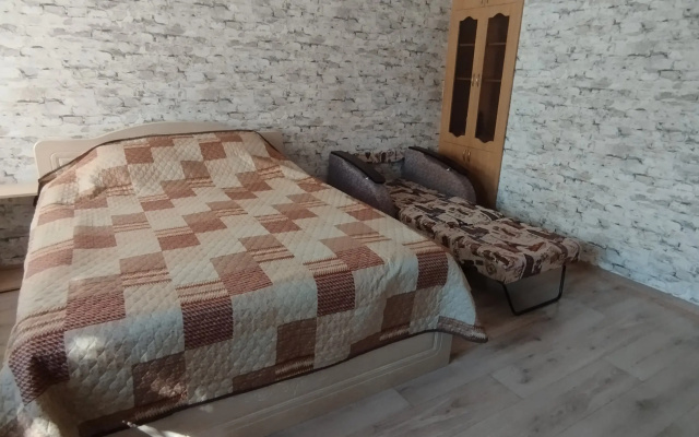 Квартира  на  Дебре