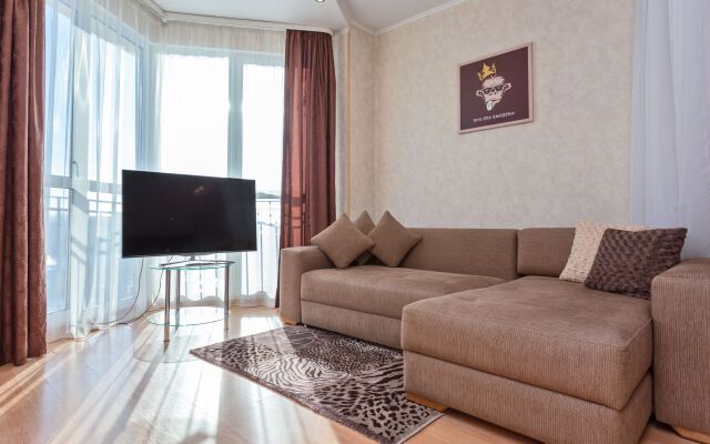 Studio v Tsentre s Vidom na Gorod Rumer Apartments