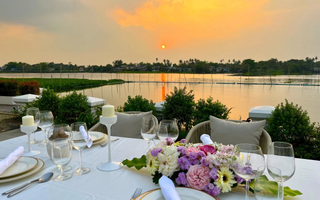 Kalanan Riverside Resort