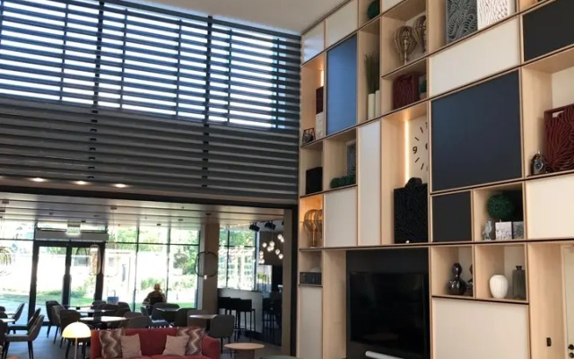 In Moment 5 Apartments