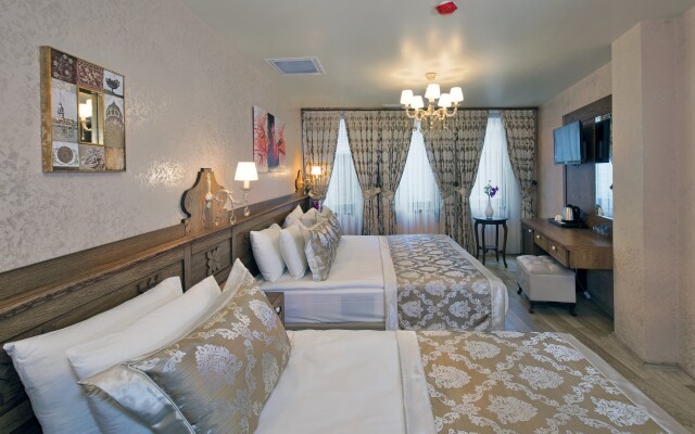 Perapolis Hotel
