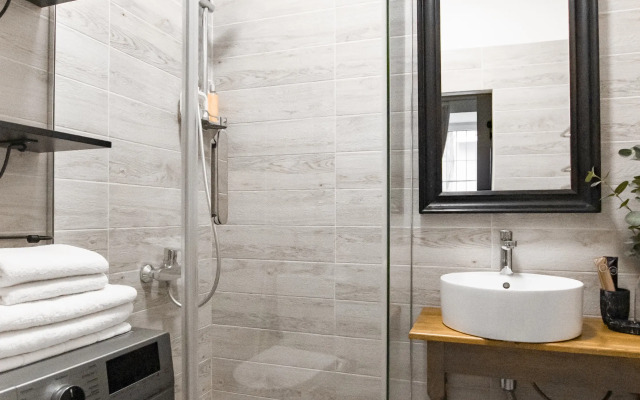 Travertin Loft Apartments