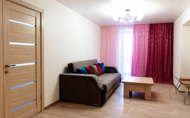 Апартаменты Двушка на Ленинградской 136