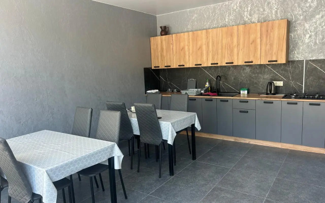 Syuzen Guest House