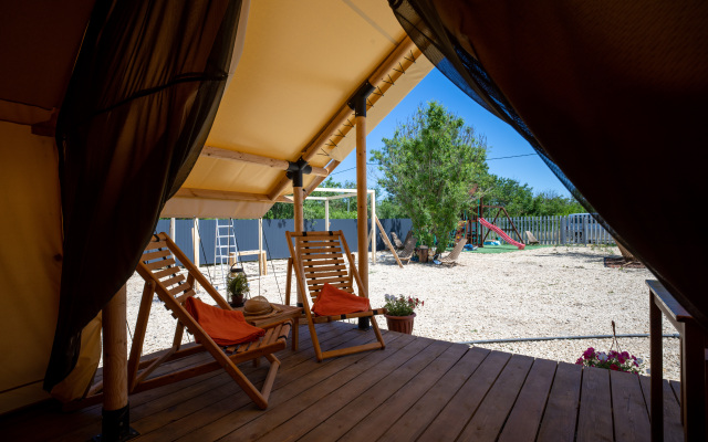 Gosti Glamping