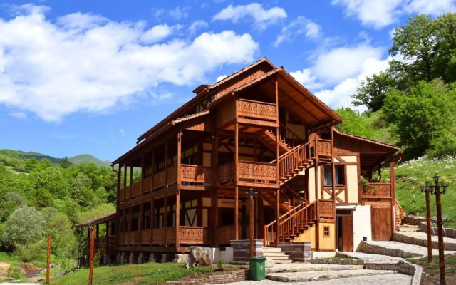 EcoKayan Hotel