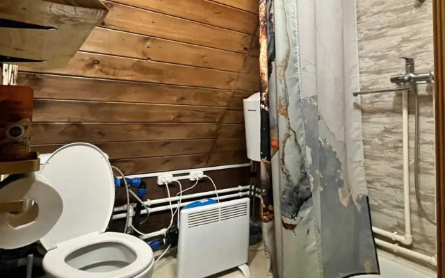 Частный дом А-фрейм в тихом месте среди леса