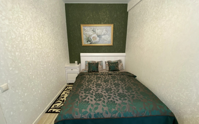 V Samom Tsentre Kurorta Apartment