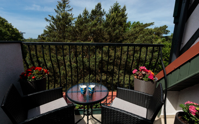 Квартира с башней и терассой