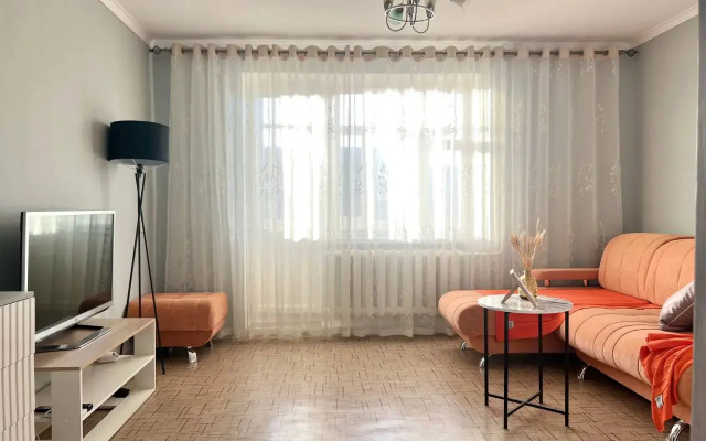 Apartamenty Dvuhkomnatnye Nice Flat