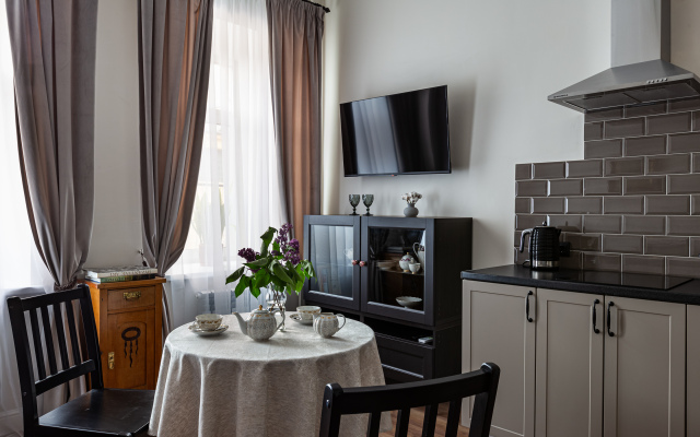 Apartments Old fashioned Petrogradka