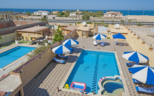 Sunny Seaside & Relax Villa