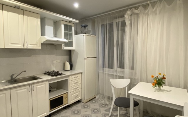 3-h Komnatnye Metro Ploshchad Yakuba Kolasa Apartments
