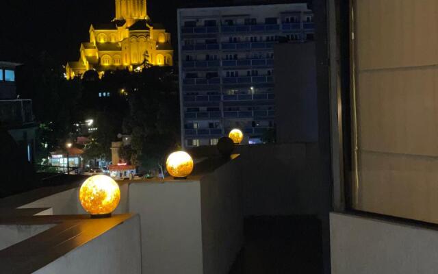 Natali Metekhi Palace Hotel