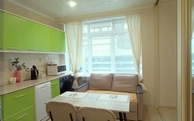 Na Tsvetochnoy 44/3 Apartments