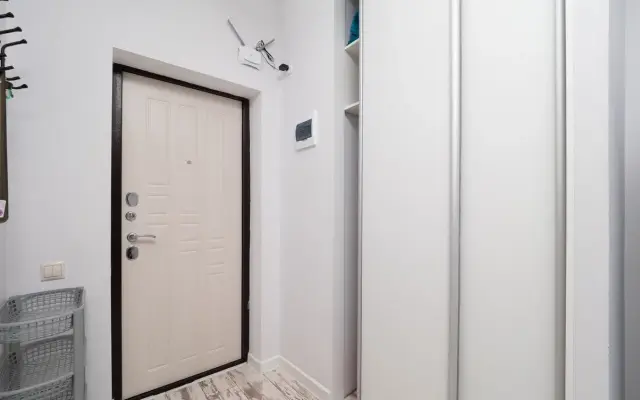 U Morya S Basseinom v Zhk Solnechnij apt20 Apartment