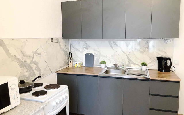 Na Ulitse Sevastyyanova 30/2 Flat