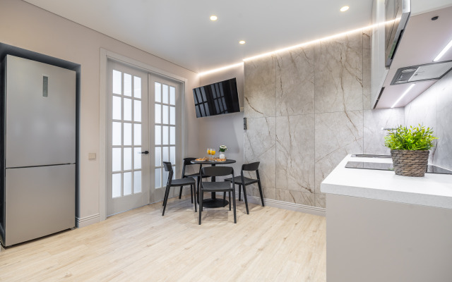 Апартаменты 2 комнатная квартира в ЖК Державинский