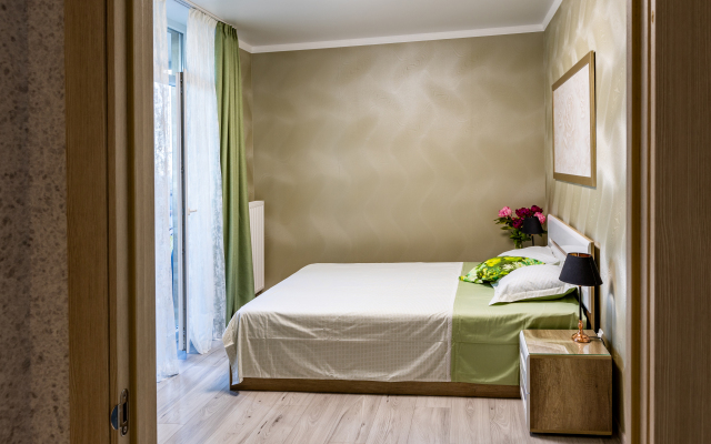 Апартаменты Гросс Хаус 1