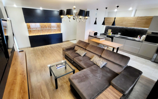 Bolshaya I Chistaya V Tsentre Goroda Flat